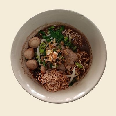 ก๋วยเตี๋ยวน้ำตกต้มยำ